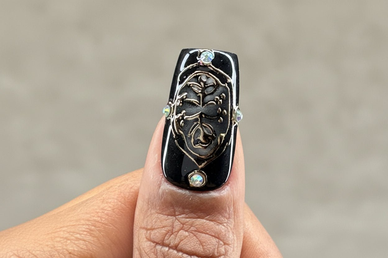 Courtyard Tales - Gigi's Nails