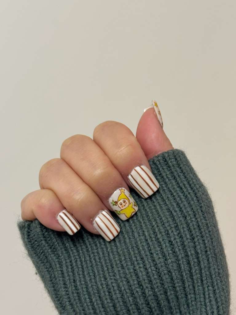 Twinkle Twinkle - Gigi's Nails