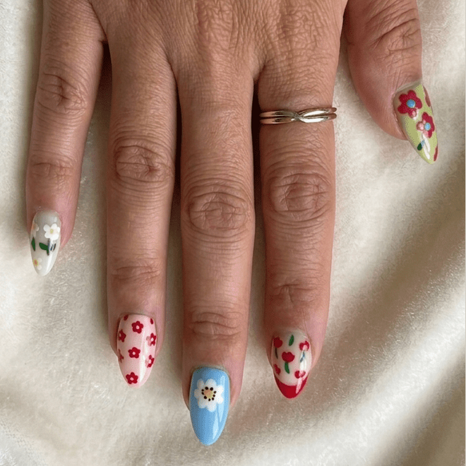 Valentine flowers - GN Collections